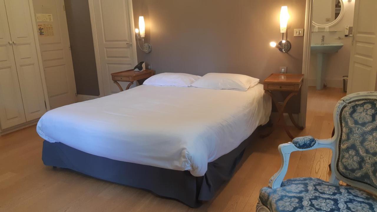 Hotel Logis La Source Du Mont