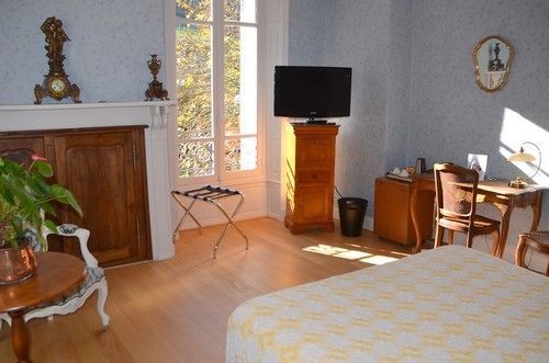 Logis La Source Du Mont
