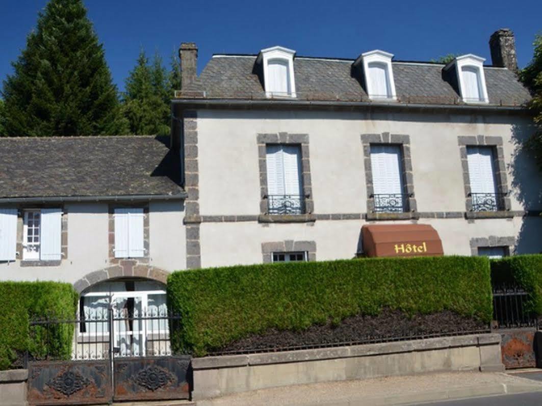 Logis La Source Du Mont Hotel Saint-Martin-Valmeroux