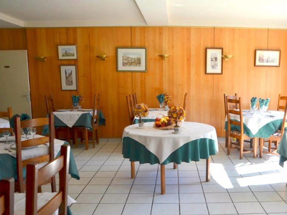Logis La Source Du Mont 3* Saint-Martin-Valmeroux
